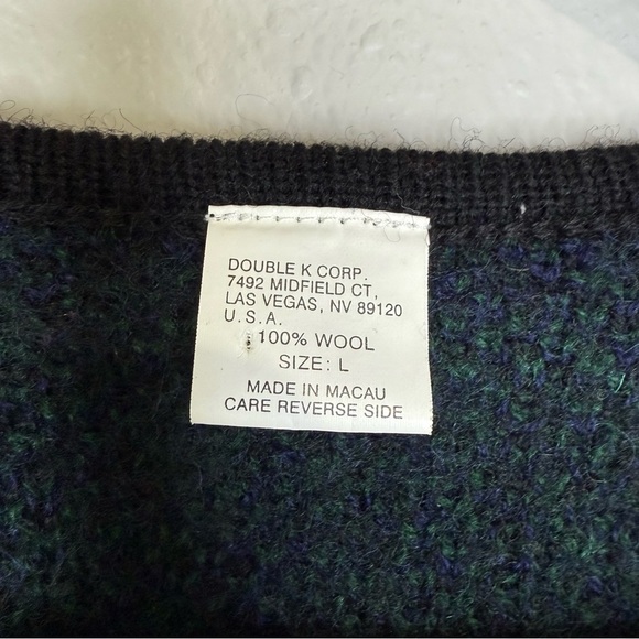 Plaid Green and Blue Women's Sweater - Picture 4 of 4